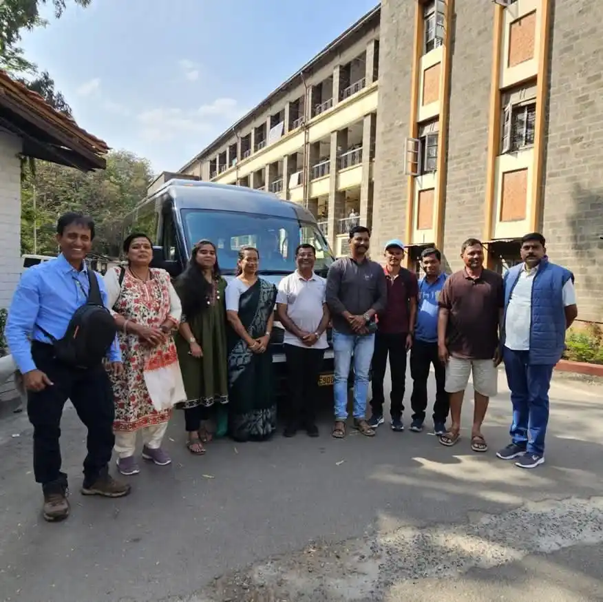 कृषी अभ्यास दौऱ्यासाठी शेतकऱ्यांचा पहिला गट विदेशी रवाना